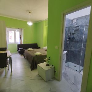 An &Lo-Luxury Rooms Rome - Metro Teano